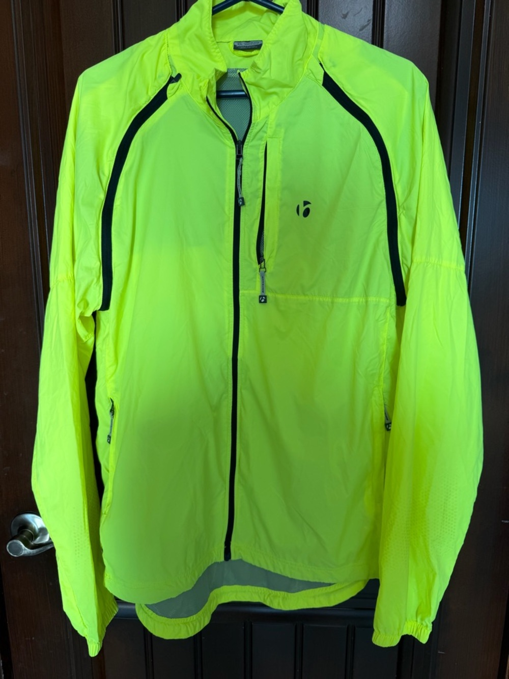 Men’s High-Visibility Neon Yellow Windbreaker Jacket with Reflective Trim